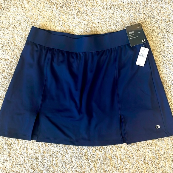 Skort (jupe-culotte) Gap Body Fit Taille L - Devant Plissé Enveloppant, Couleur Unique - Occasion Très Bon état